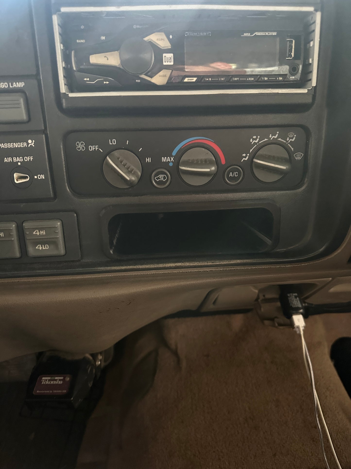 GMT400 CD Player Delete Dash Pocket