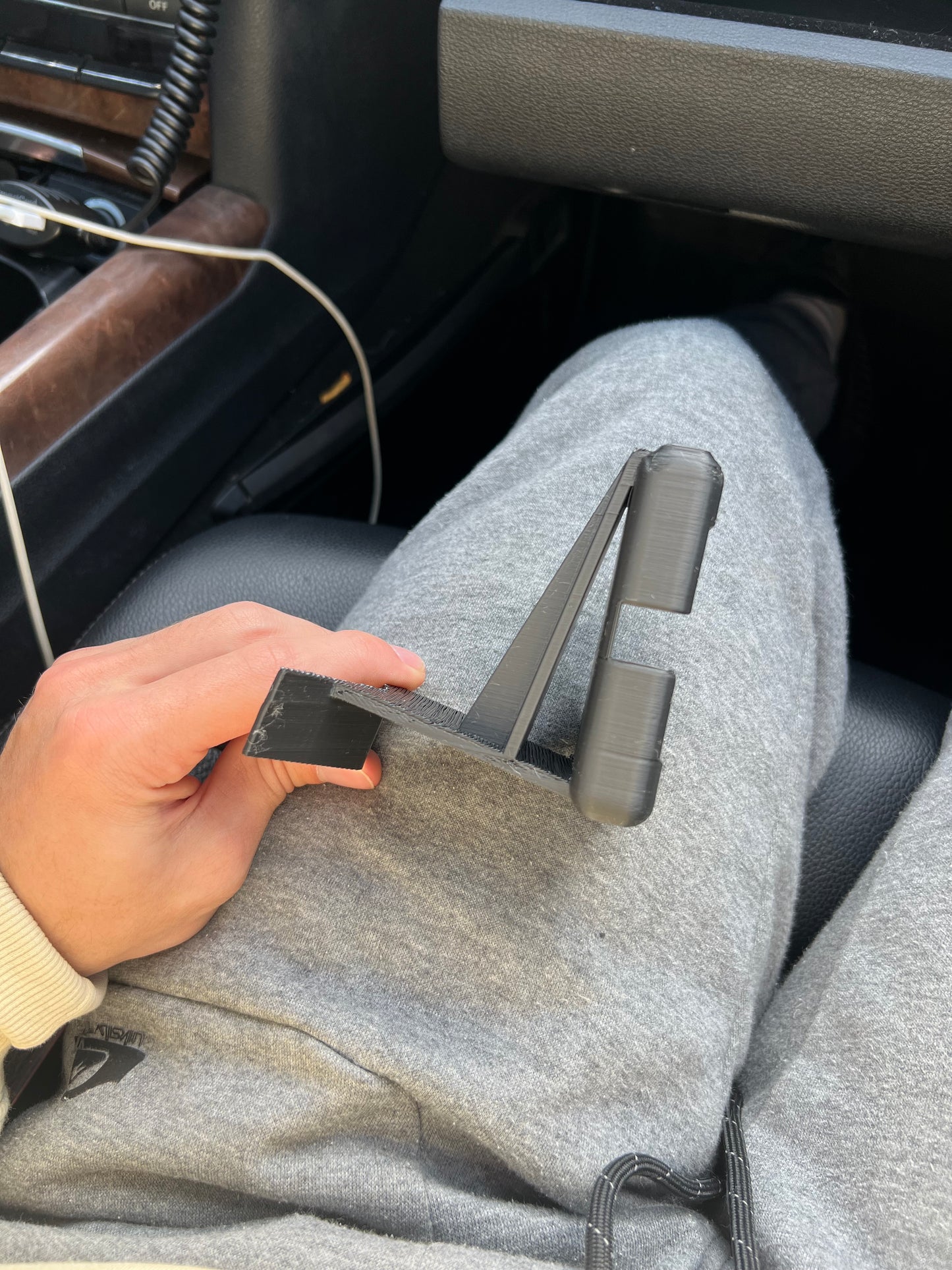Mercedes W212 Phone holder