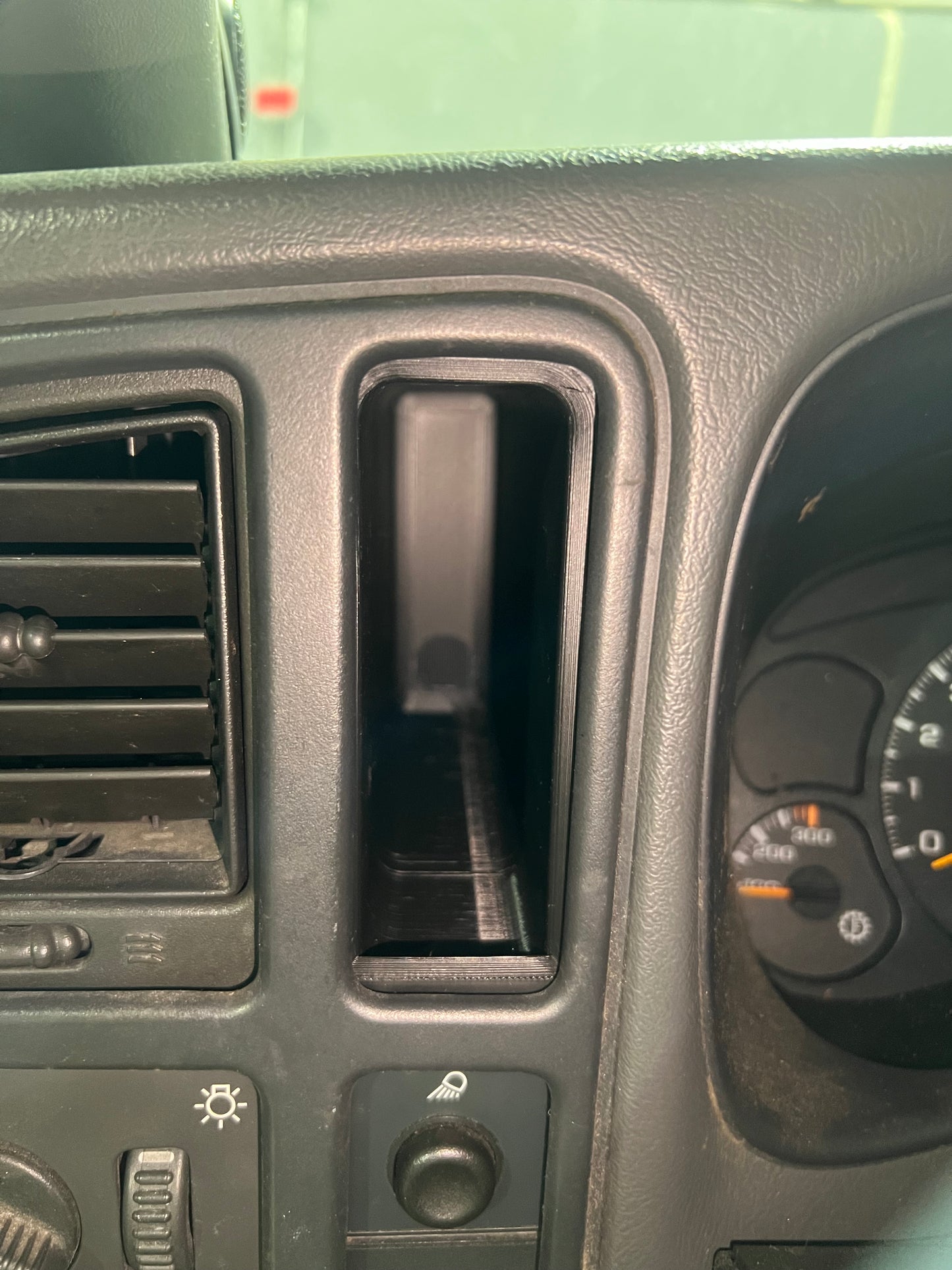 Slim Extended Dash Pocket