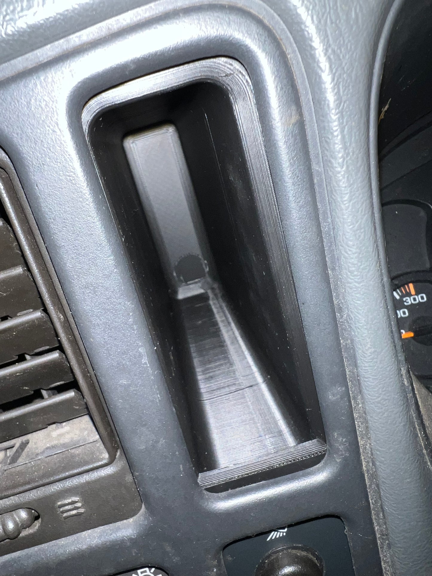 Slim Extended Dash Pocket