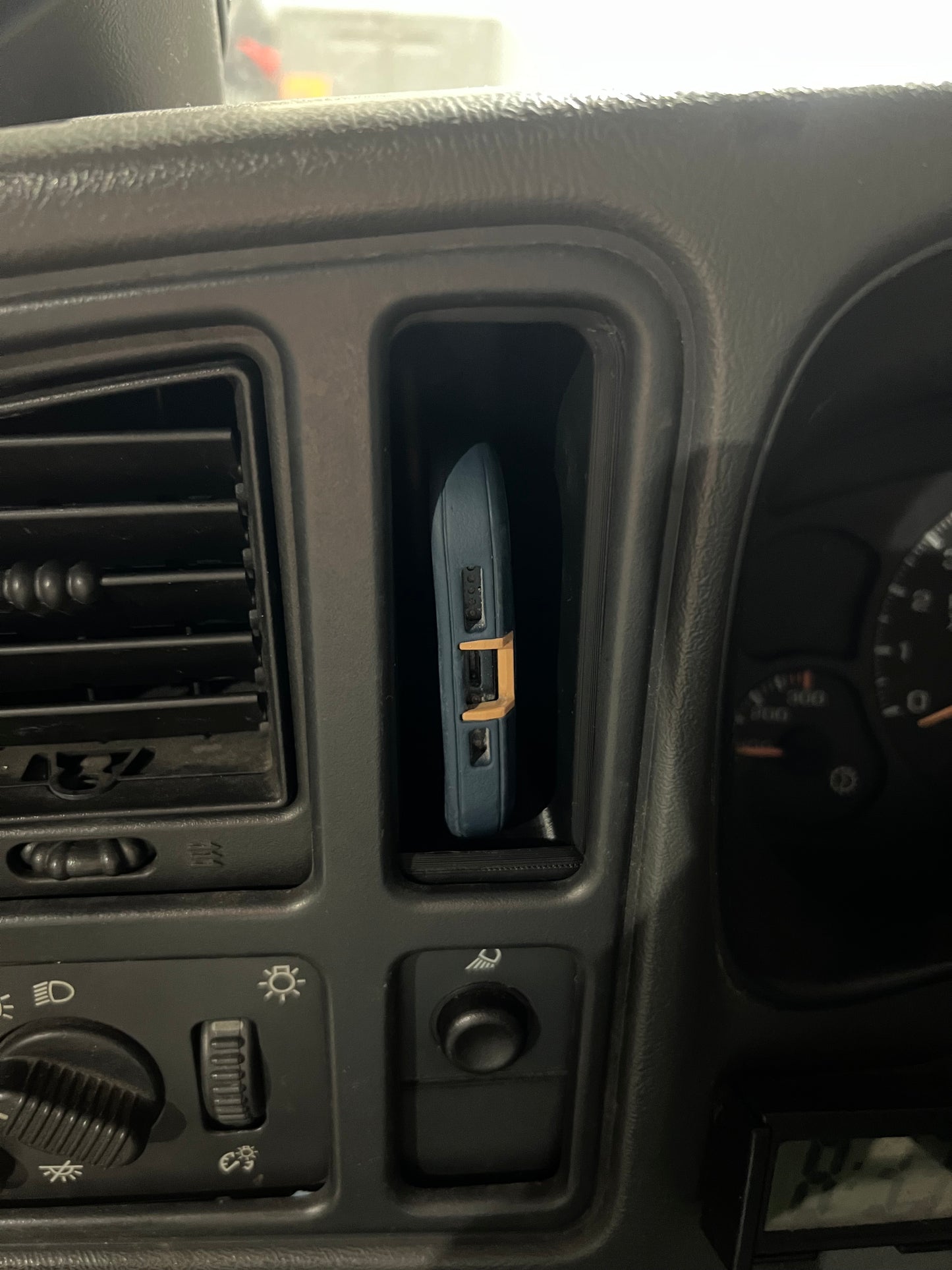 Slim Extended Dash Pocket