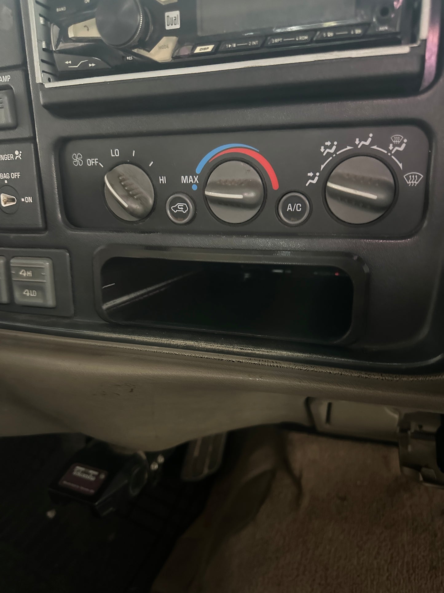 GMT400 CD Player Delete Dash Pocket