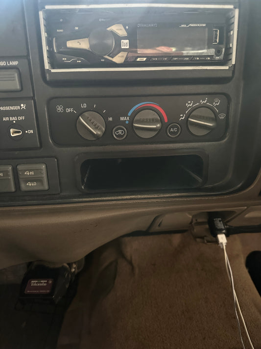 GMT400 CD Player Delete Dash Pocket